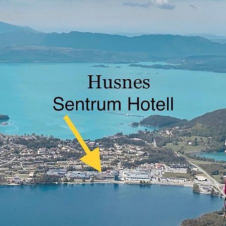Husnes Sentrum Hotell Εξωτερικό φωτογραφία