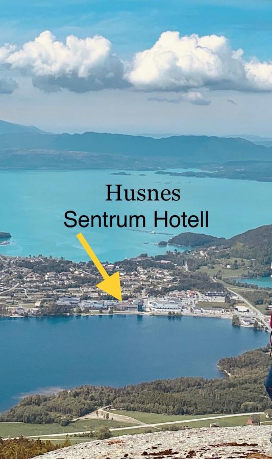 Husnes Sentrum Hotell Εξωτερικό φωτογραφία