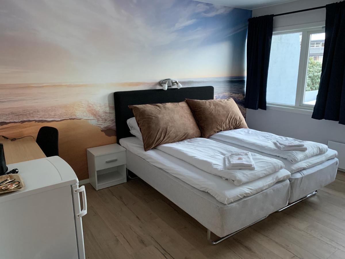 Husnes Sentrum Hotell Εξωτερικό φωτογραφία