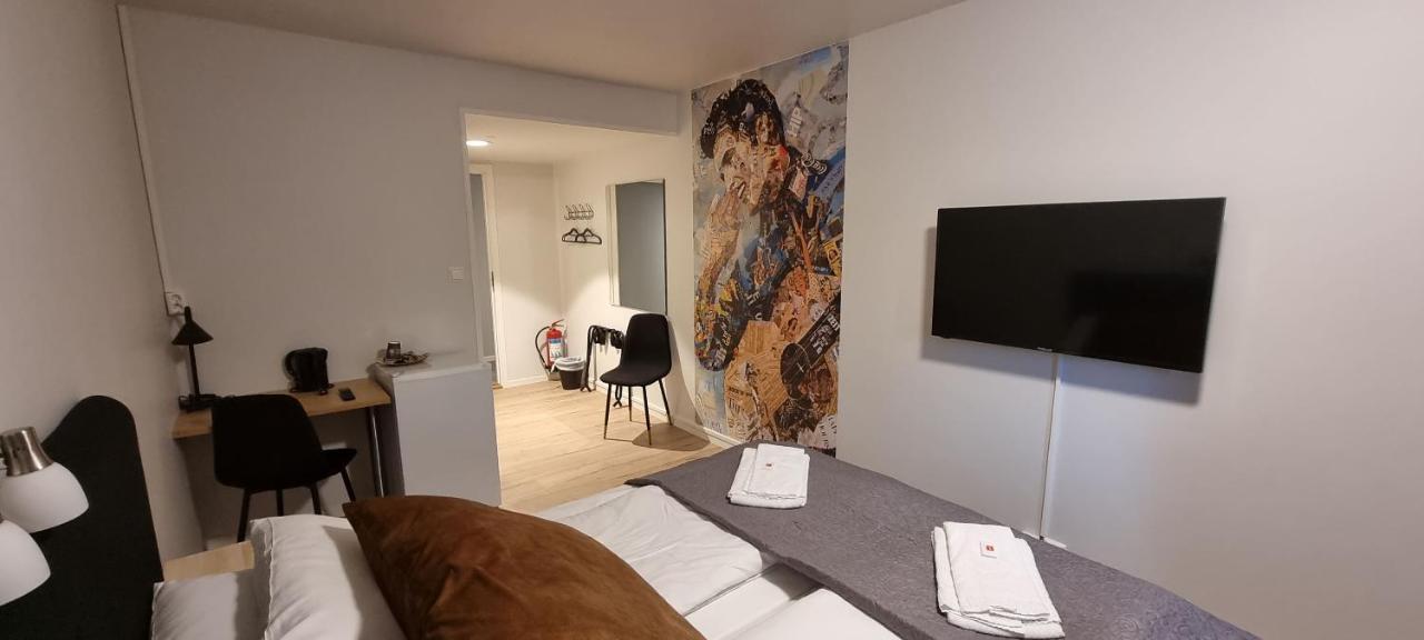 Husnes Sentrum Hotell Εξωτερικό φωτογραφία