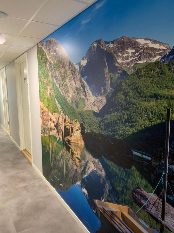 Husnes Sentrum Hotell Εξωτερικό φωτογραφία