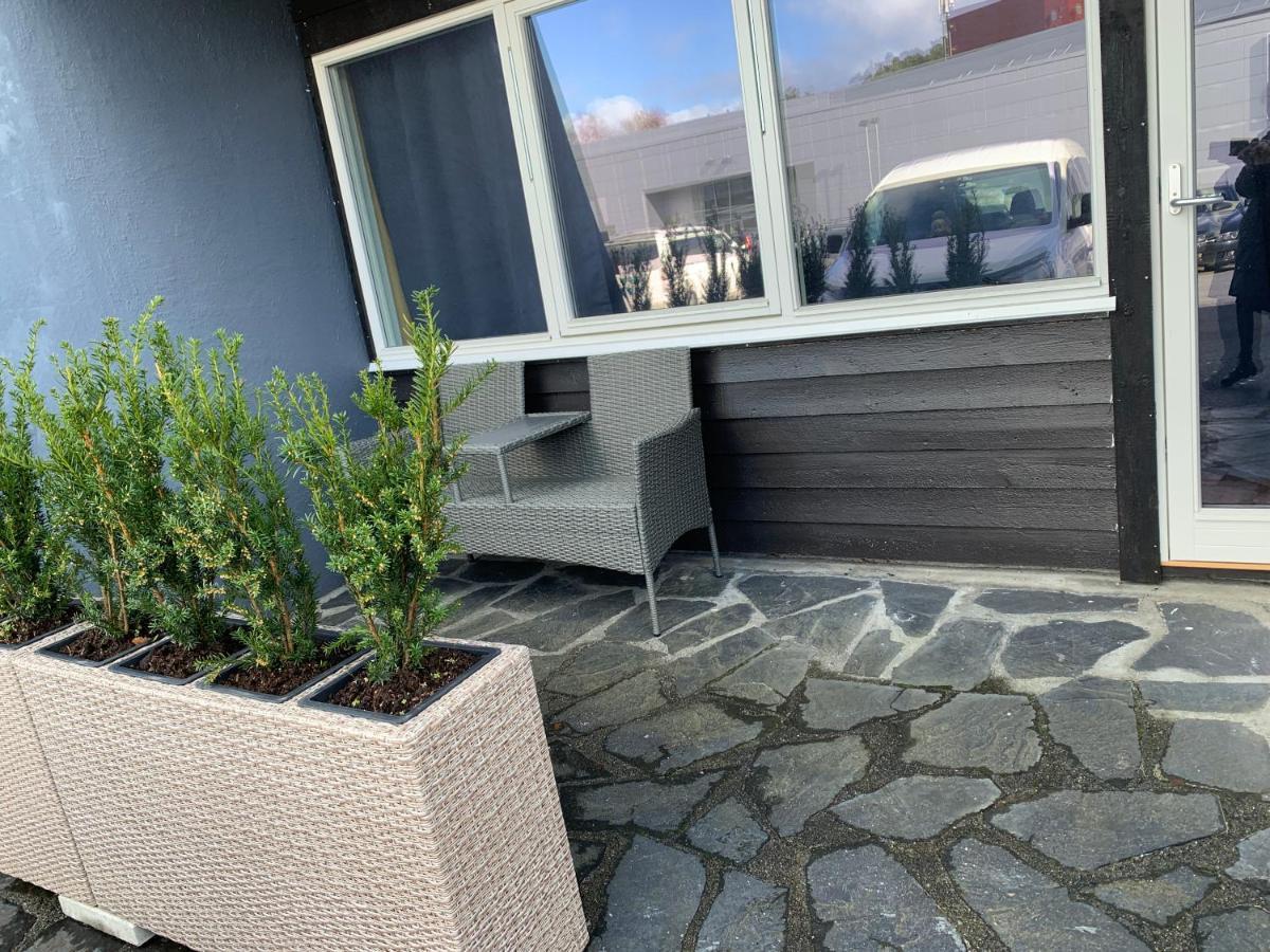 Husnes Sentrum Hotell Εξωτερικό φωτογραφία