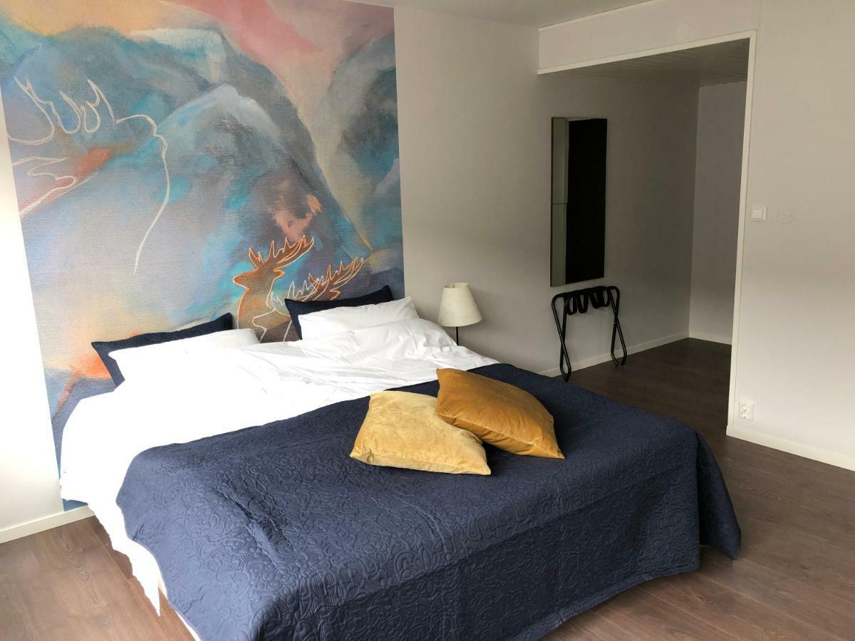 Husnes Sentrum Hotell Εξωτερικό φωτογραφία